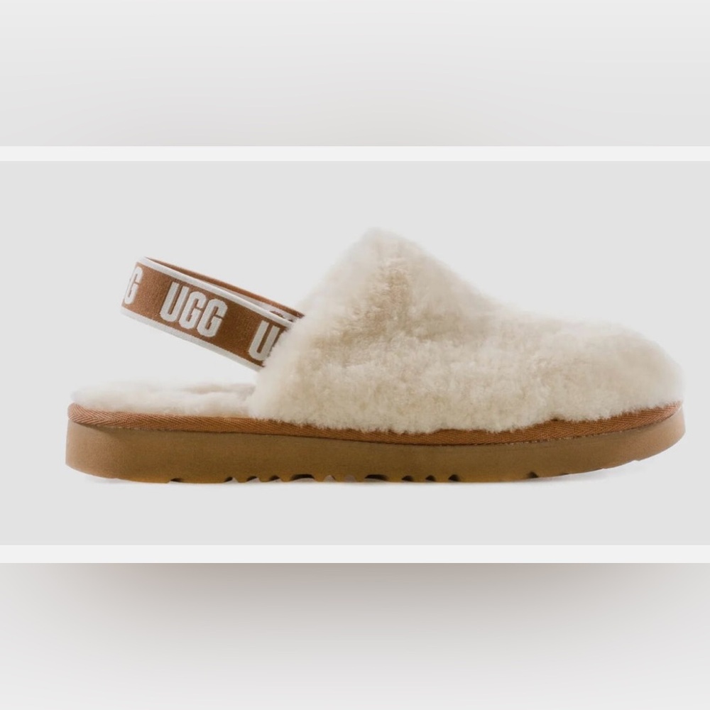 Ugg fluff yeah Sherpa mules. Girls size 4. Like new!
